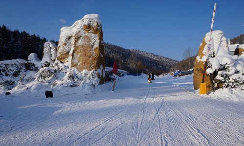 Yangcao-Mountain-Hike